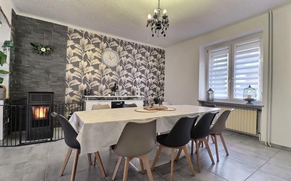 Maison à vendre    6 pièces •  Petite-Rosselle