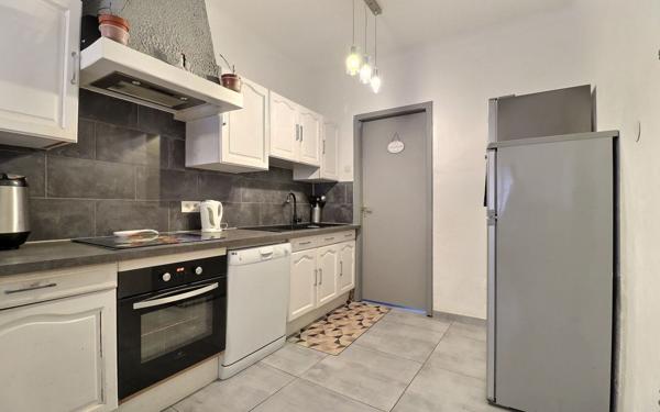 Maison à vendre    6 pièces •  Petite-Rosselle