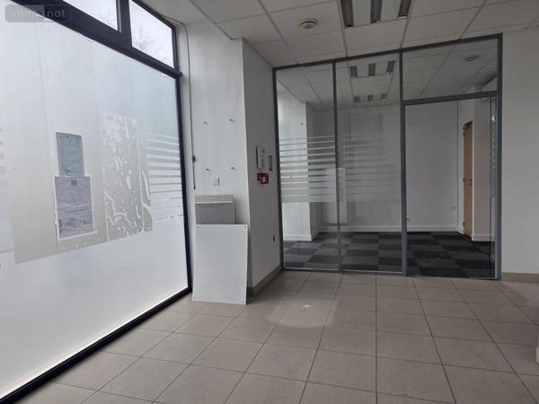 Immeuble à vendre à Château-Gontier-sur-Mayenne en Mayenne (53200), ref : 53073-1724