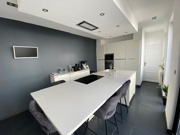 Maison Saint Quentin 250 m2 - Très bel emplacement