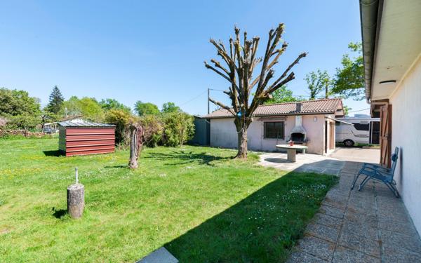 Maison à vendre    5 pièces •  Saint-Sever