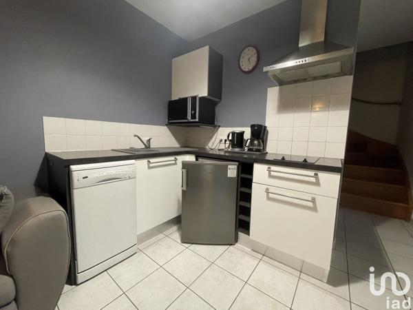 Appartement 4 pièces de 30 m² à Vals-les-Bains (07600)