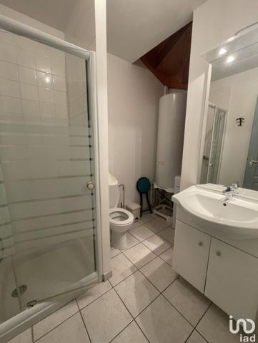 Appartement 4 pièces de 30 m² à Vals-les-Bains (07600)