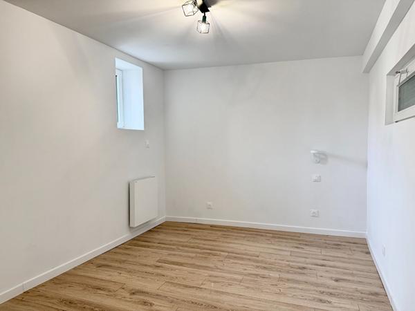 Appartement Saint Aubin De Luigne 2 pièce(s) 32.12 m2