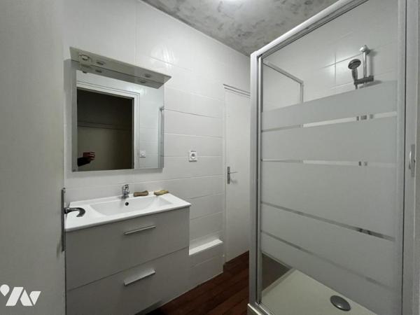 Maison d’habitation mitoyenne des 2 côtés
