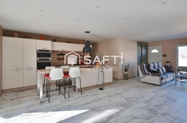 Maison plain pied - 5 chambres - Climatisation