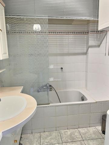 A louer un appartement de type 4 meublé à Marseille 13004 Quartier CINQ AVENUES