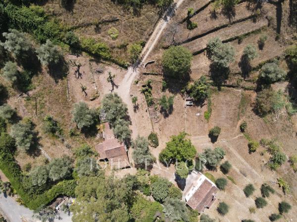 Terrain à bâtir avec vue panoramique dans le secteur de Castellaras