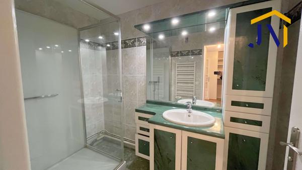 Appartement 3 pièce(s) 2 chambre(s) 68 m²