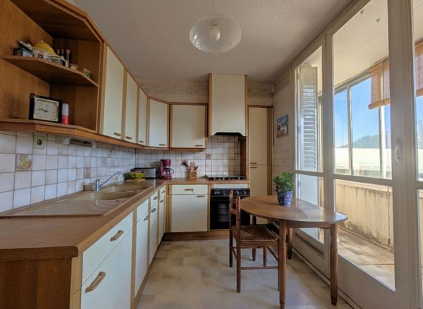 Appartement 3 pièces à vendre au dernier étage à Chambéry