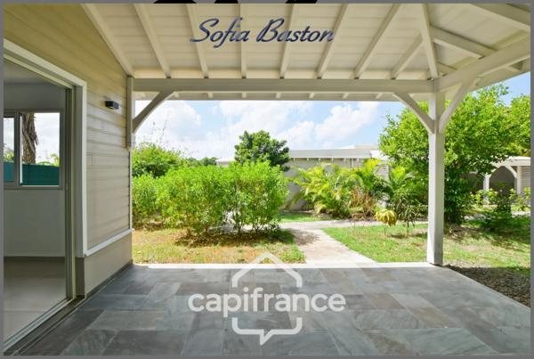 Maison T2 de plain-pied avec jardin privatif de 143m3, piscine et proche plage vendre LE DIAMANT (972) Martinique