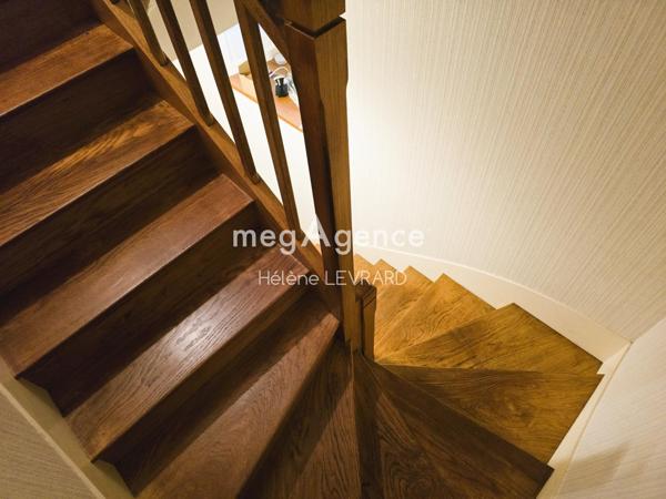 Maison à BREE, 53150 - 6 pièces 138m²