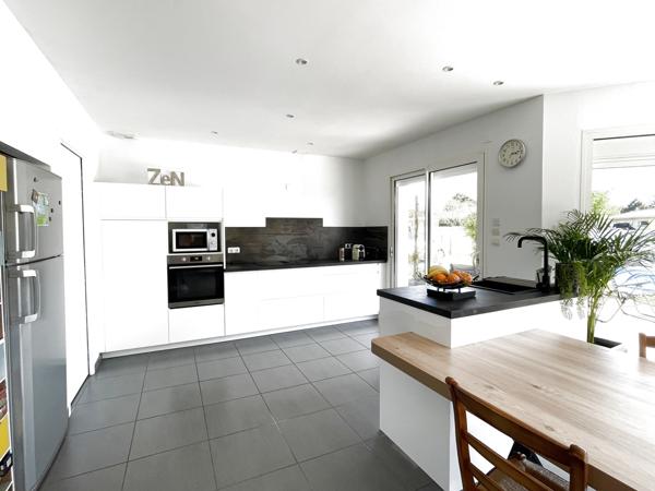 Arès (33740) La maison Soleil