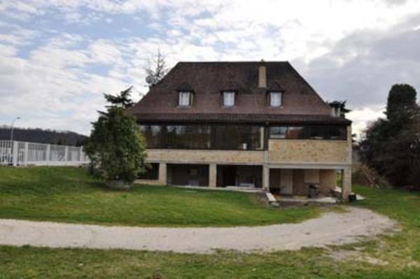 Propriete à vendre 14 pièces LE BUGUE (24)