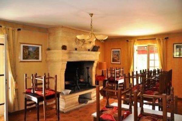 Propriete à vendre 14 pièces LE BUGUE (24)