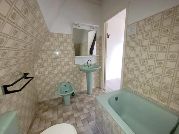 Propriete à vendre 14 pièces LE BUGUE (24)