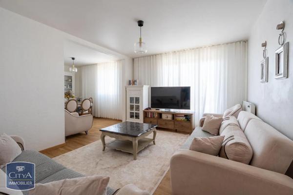 Appartement à vendre 4 pièces 75m² Rognac (13340)