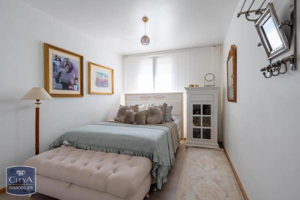 Appartement à vendre 4 pièces 75m² Rognac (13340)