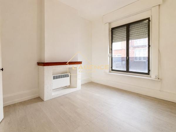 IMMEUBLE DE RAPPORT – 3 APPARTEMENTS A LOUER – CENTRE-VILLE D'HAZEBROUCK