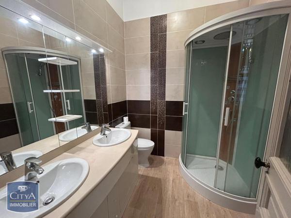 Appartement à louer 2 pièces 43.61m²