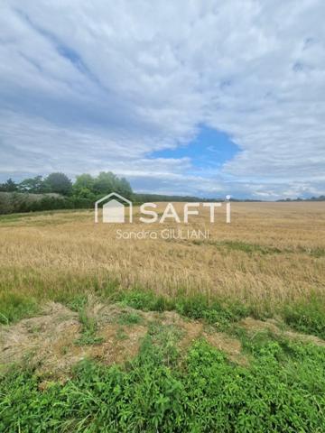 MAGNIFIQUE TERRAIN À BÂTIR AVEC VUE SUR LES CHAMPS, LIBRE DE CONSTRUCTEUR !