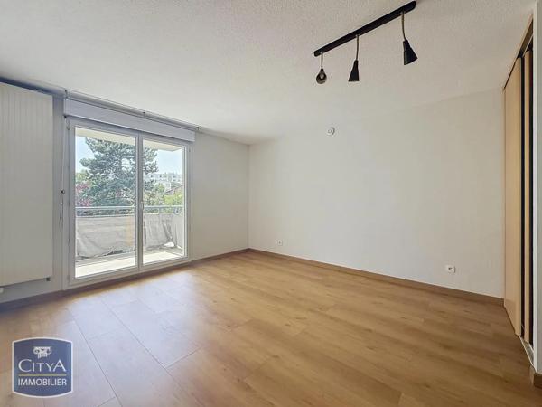 Appartement à louer 1 pièce 22.7m² Lyon (69008)