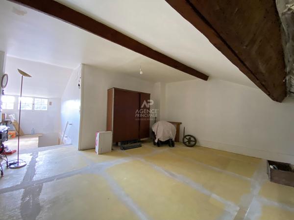 Maison Nanterre 8 pièce(s) 273 m2 €875 000 ** - Référence 15198