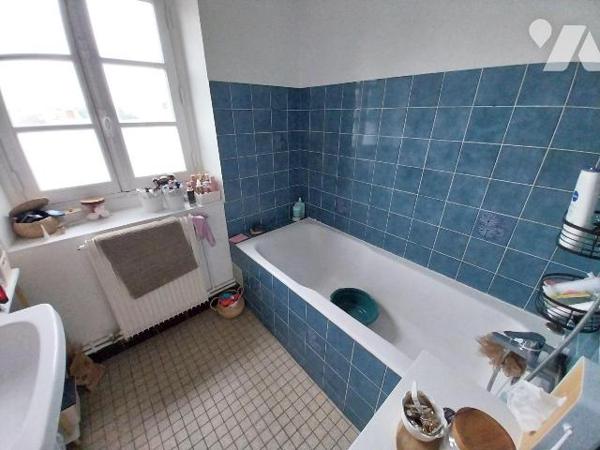 Appartement à Vendre à Vitré (35500) en Ille-et-Vilaine (35)

Cet appartement de 44.10 m² est...