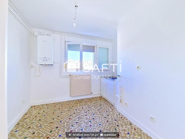 T4 lumineux, 3 chambres, dernier étage