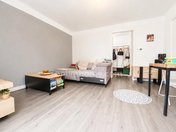 Appartement 4 pièces 66M2 avec balcon et cave à SETE (34)
