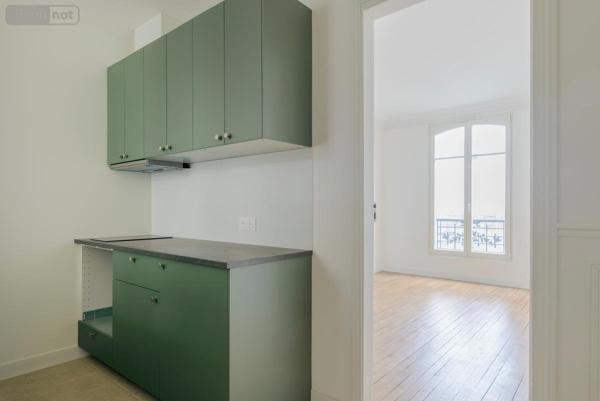 Appartement à vendre à Paris 18e arrondissement à Paris (75018), ref : 75022-884