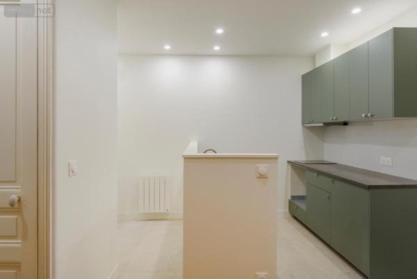 Appartement à vendre à Paris 18e arrondissement à Paris (75018), ref : 75022-884