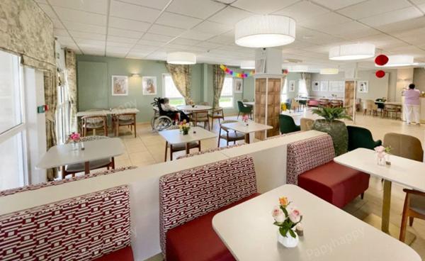 INVESTISSEMENT LOCATIF – BREST – Résidence Ehpad Manon - 7,24% de rentabilité