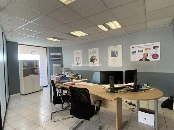 Location Local commercial 3 pièces à Gaillac