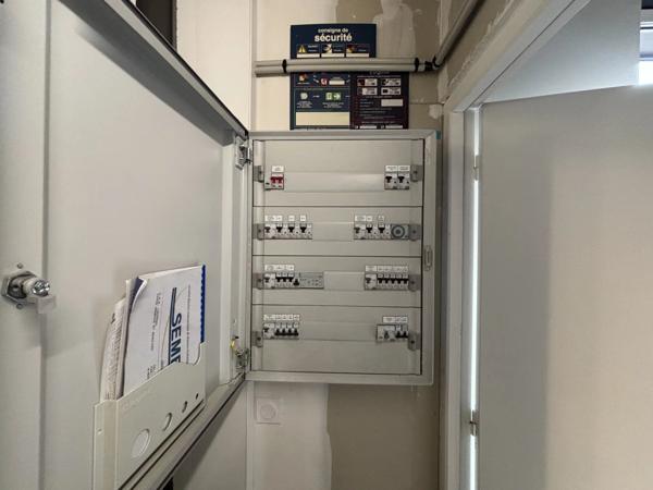 Vente Local commercial 2 pièces 107 m2 à Agde