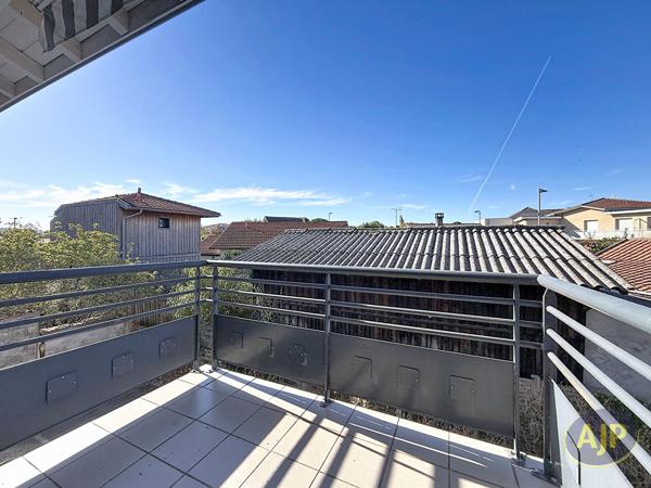 Appartement à vendre Le Teich - 3 pièces, 59m² avec 2 chambre(s) à 213 200€ - AJP ACTEA La Hume
