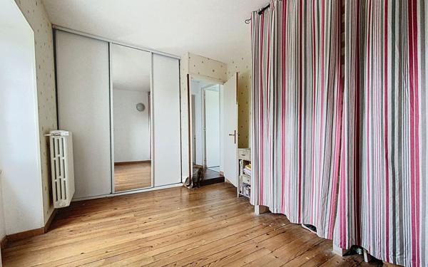Maison à vendre    5 pièces •  Niort