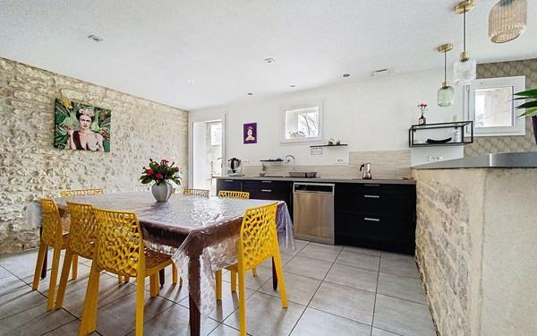 Maison à vendre    5 pièces •  Niort