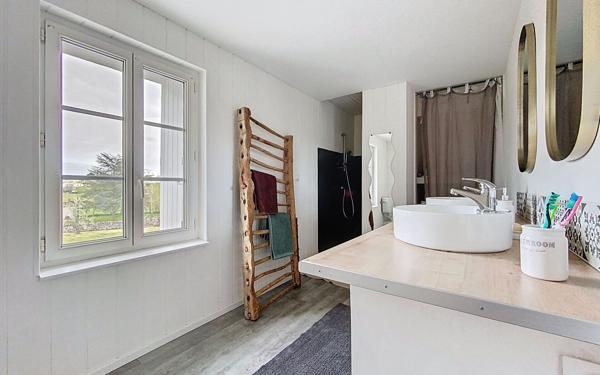 Maison à vendre    5 pièces •  Niort