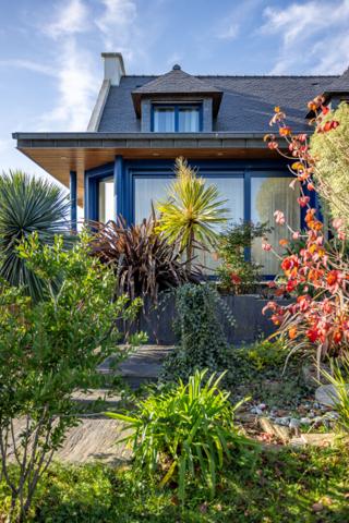 Propriété d'exception à Muzillac ! Élégance, volumes et prestations haut de gamme