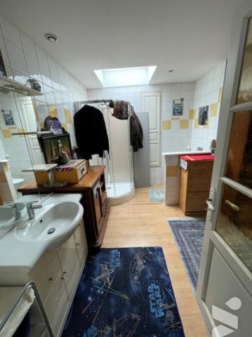 Une maison à usage d’habitation.