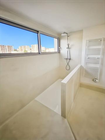 A VENDRE APPARTEMENT T2 DE  57 M2  20000 AJACCIO AVENUE NOËL FRANCHINI