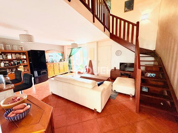 Maison 4 pièce(s) 118 m2