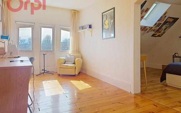 Maison à vendre    6 pièces • 220 m2 Bellerive-sur-Allier