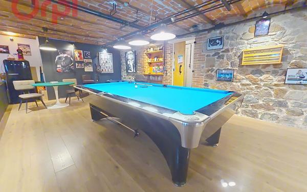 Maison à vendre    6 pièces • 220 m2 Bellerive-sur-Allier