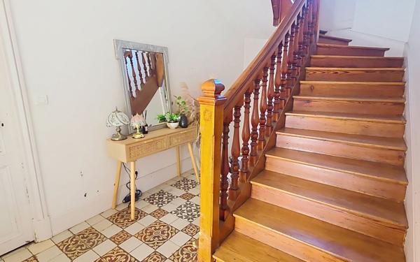 Maison à vendre    6 pièces • 220 m2 Bellerive-sur-Allier