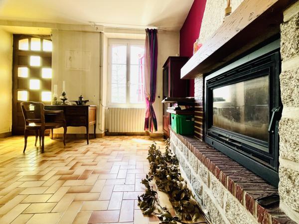 Maison à vendre à Neuilly-le-Vendin (53250) - Mayenne