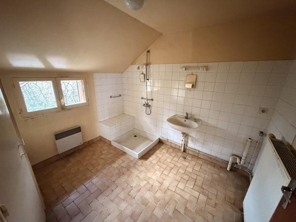 Maison à vendre |  Aigurande |  2 pièces | 42 m²