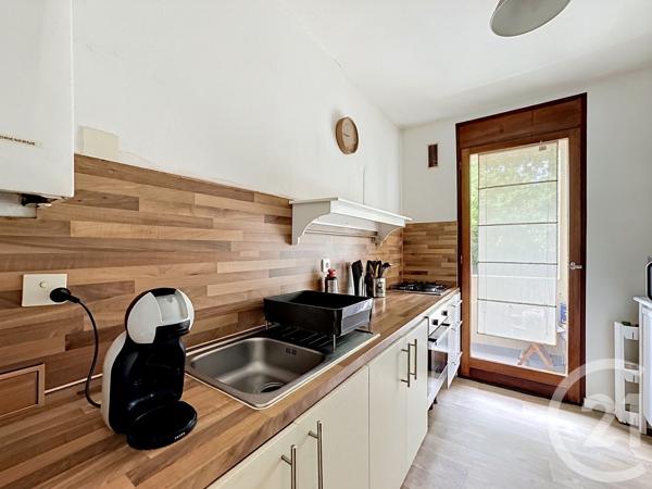 Appartement T2 à vendre  2 pièces - 46 m 2   BORDEAUX  - 33