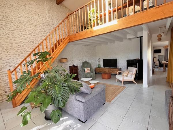 Maison 5 pièces - 156 m²
